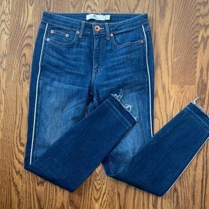 Vineyard Vines Women's Dark Blue Skinny Jeans